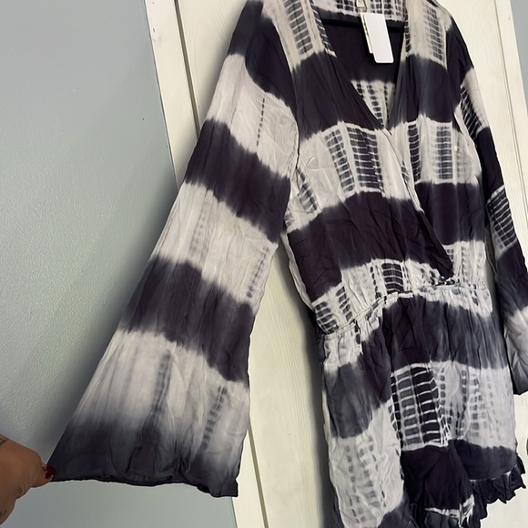 Entro Monochrome Tie-Dye Romper (Large) - Picture 4 of 7